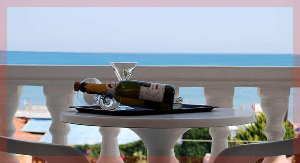 Hotel California - Adults Only Laganas